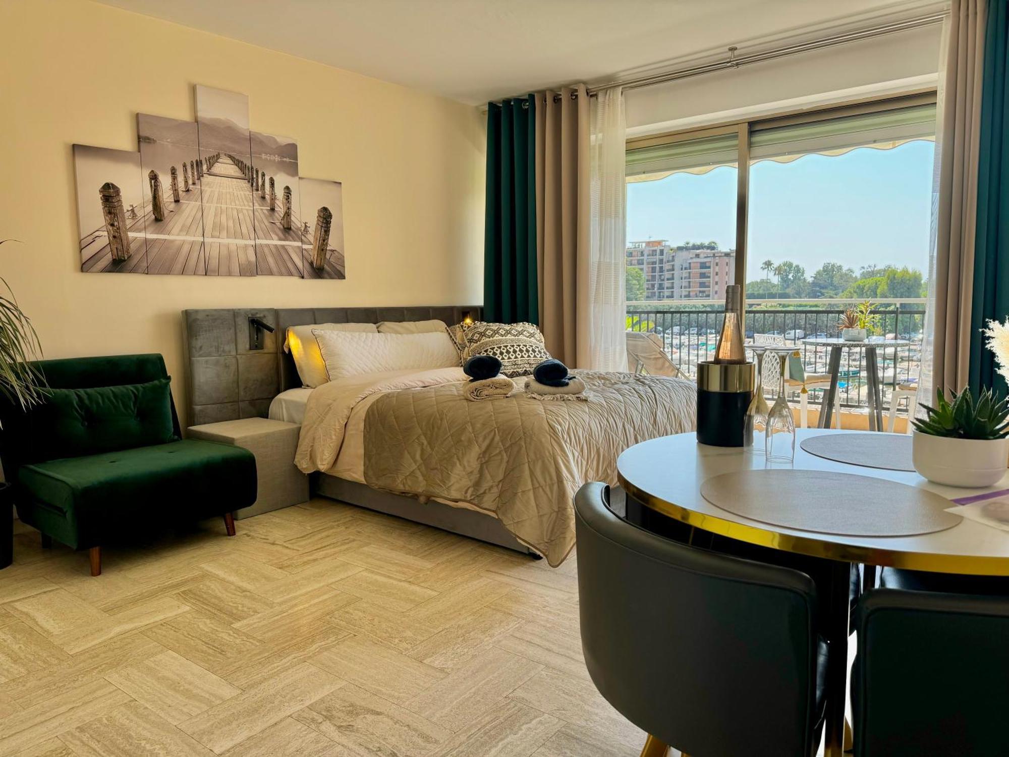 My Resid Appart Cannes Marina Vue Piscine Mandelieu Exteriör bild