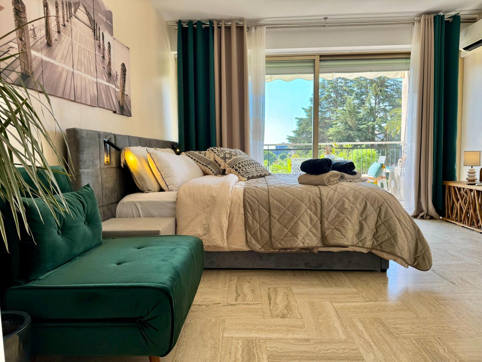 My Resid Appart Cannes Marina Vue Piscine Mandelieu Exteriör bild
